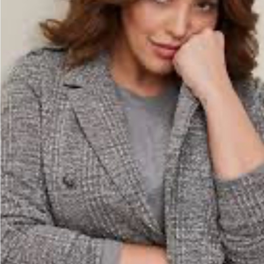 Stylish Gray Houndstooth Blazer